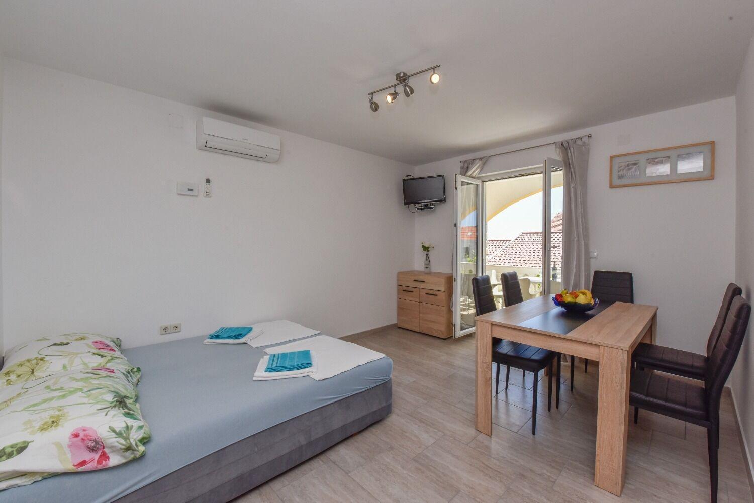 Apartments Mark - 200 M From Sea Novalja Exteriér fotografie